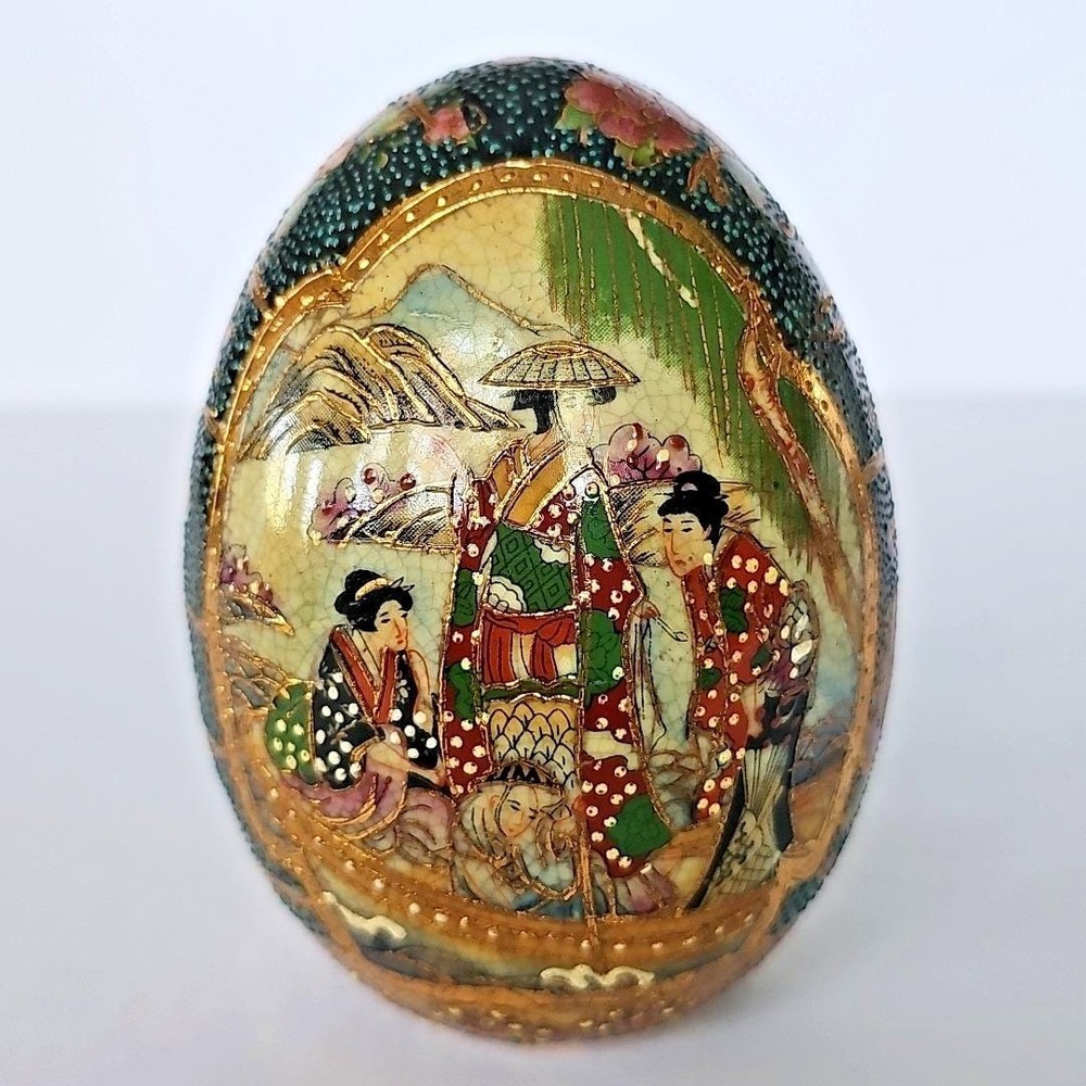 Vintage Japanese Satsuma Style Ceramic Egg Moriage Gold Gilt Geisha Decor Art